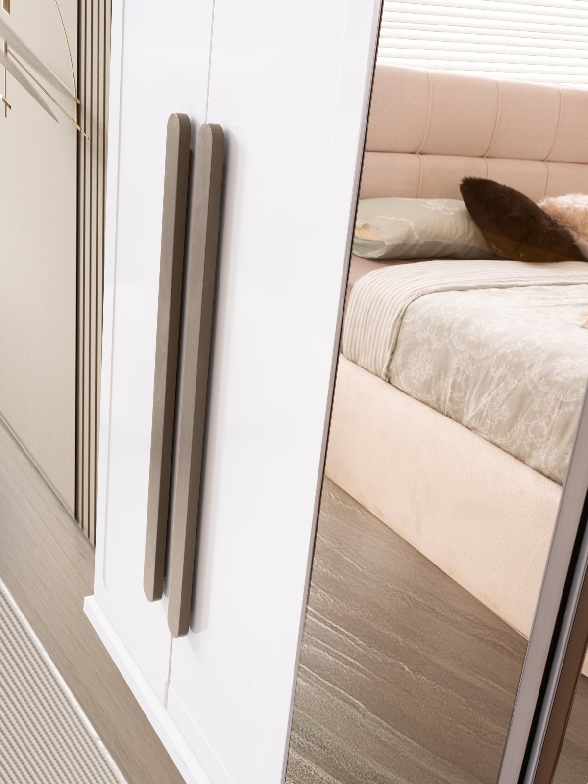 HİMAYALA YATAK ODASI