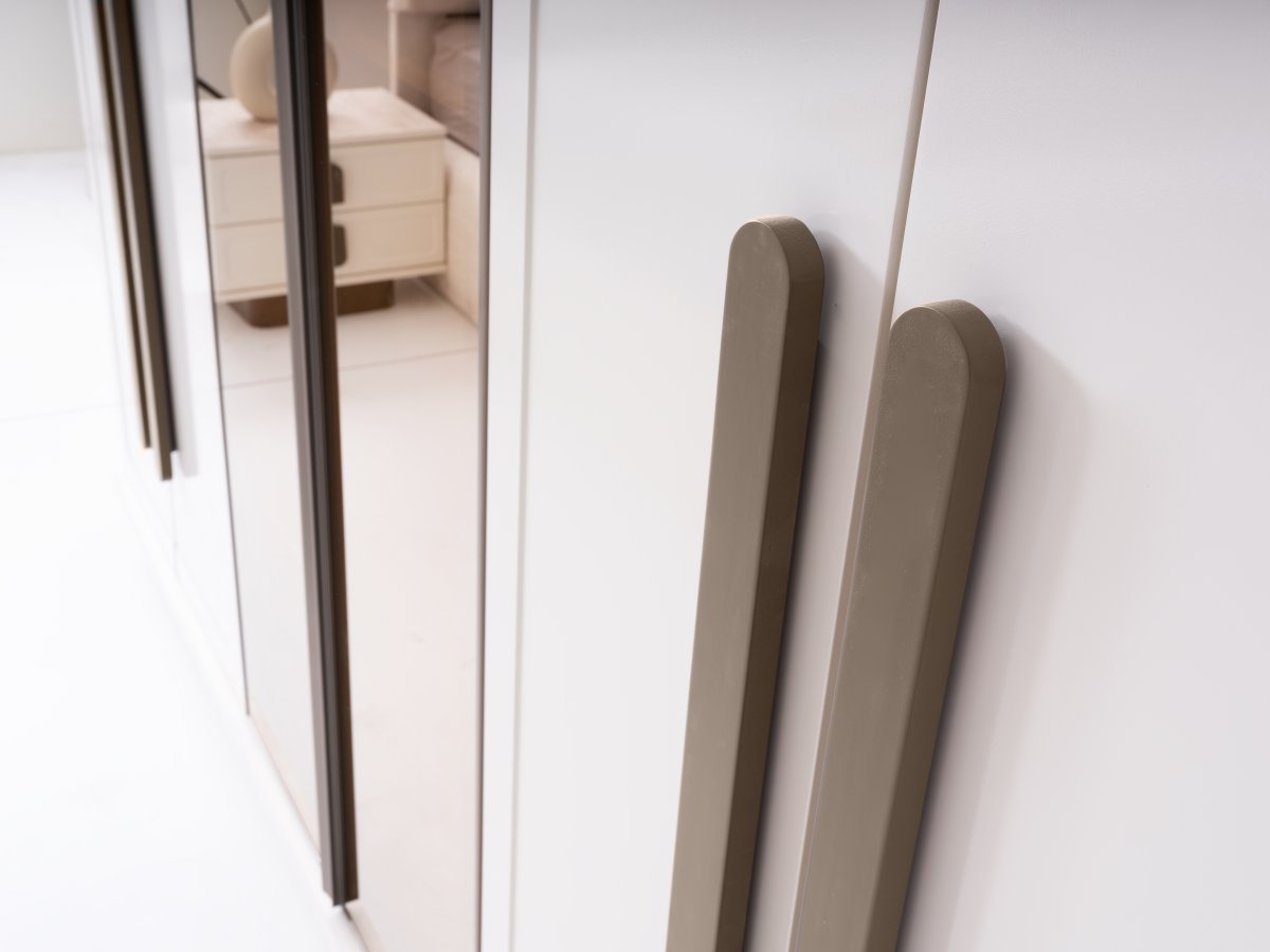 HİMAYALA YATAK ODASI