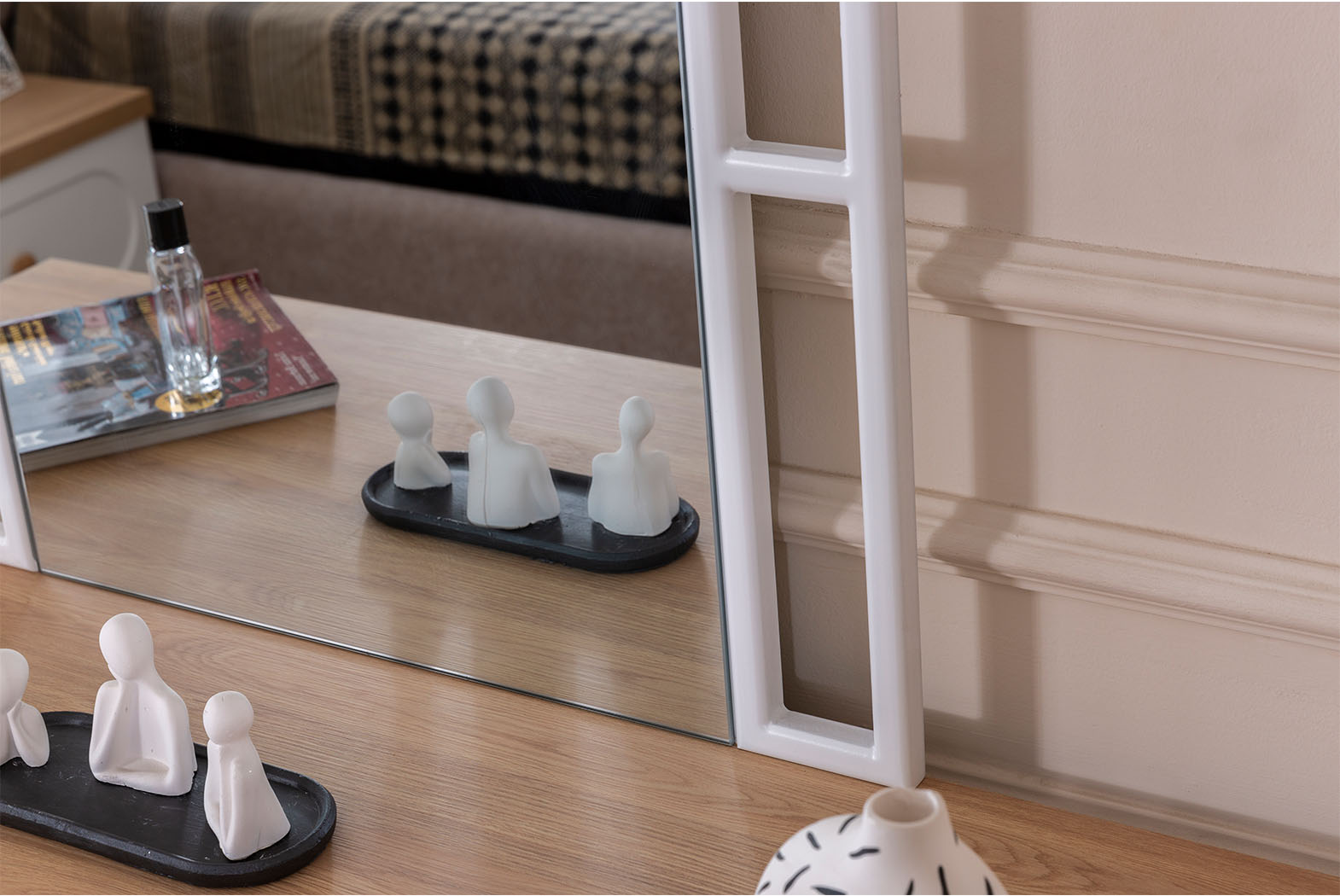 PERON BOHEM 6 KAPILI YATAK ODASI