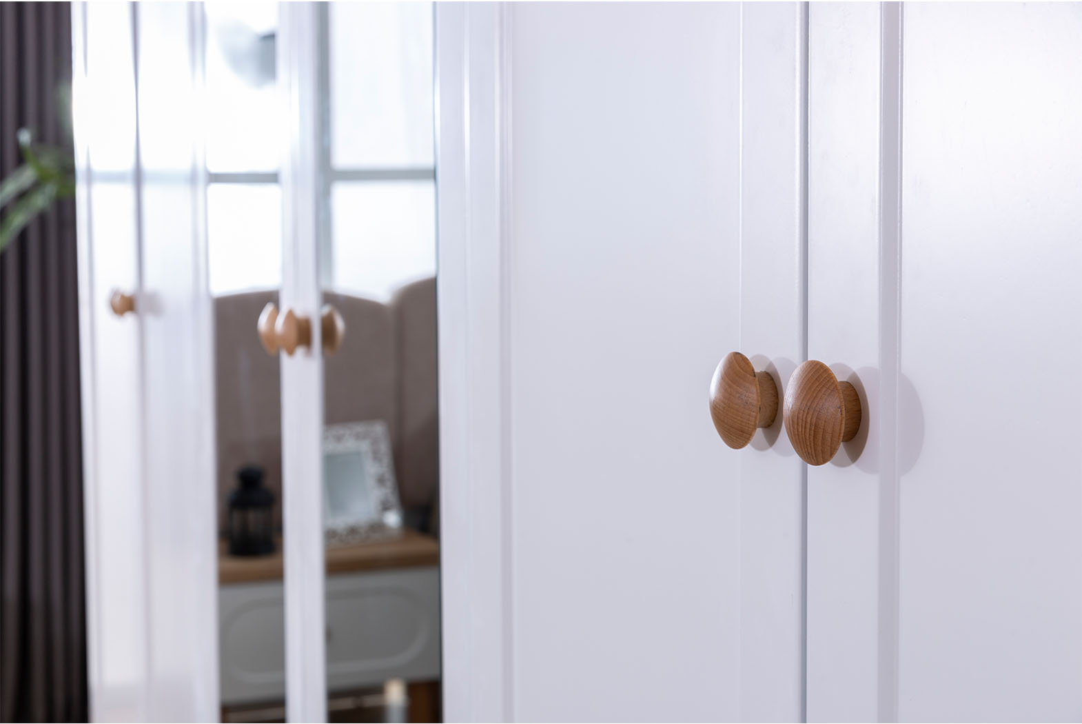 PERON BOHEM 6 KAPILI YATAK ODASI